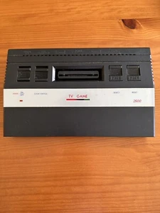 consola atari 2600 Clonica - Imagen 1 de 3