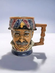 Vintage Sammlerstück handbemalt Capodimonte Figur Orvis Tasse Italien signiert - Bild 1 von 8