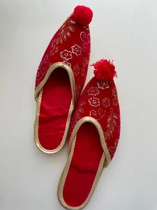 Red Babouche Henna Night Slippers with Silver Floral Embroidery - EU37, UK4 - Picture 1 of 7