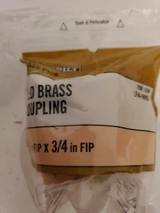 Everbilt 1" x 3/4" FIP Lead-Free Brass Pipe Red Brass Coupling LFA-905 (B3) - Picture 1 of 1