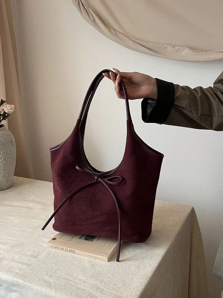 Bolso de Mano de Gamuza Vintage - Bolso de Hombro de Gran Capacidad con Letra en Relleno Foto 1 de 4