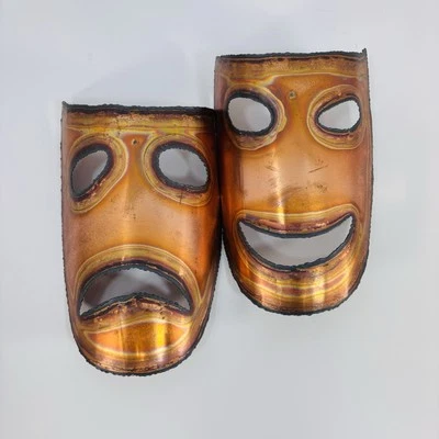 "Escultura de arte de pared de metal brutalista MCM - Máscaras de tragedia de comedia 10"" X 10""" Foto 1 de 4