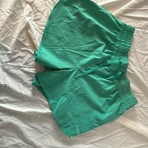 Reebok Women's Green Athletic Shorts Size L Gym Running Activewear - Picture 1 of 6