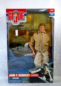 G.I. Joe, ""John F. Kennedy: PT 109 Boat Commander", Hasbro #81633, 2000. - Imagen 1 de 9