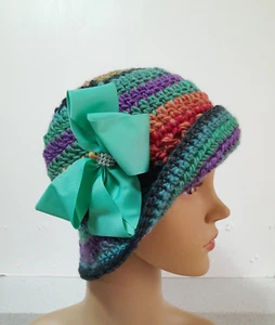 CROCHET BUCKET CLOCHE HAT LADIES RAINBOW MIX 1920s/30s DOWNTON ONE SIZE HANDMADE - Picture 1 of 6