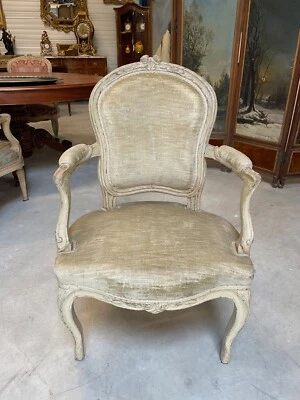 Fauteuil peint époque Louis XV - Photo 1/4