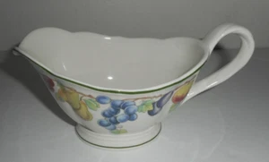 Villeroy & Boch MELINA Gravy Boat anno 1748 Germany Vitro Porcelain Pitcher Dish - Picture 1 of 8
