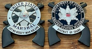 US Marshals Service - District of ID 3D PISTOLS 1,75in super rare challenge coin - Bild 1 von 3