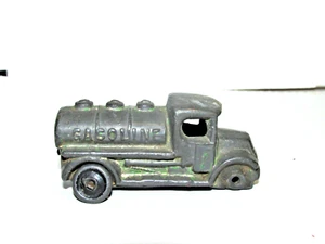 VINTAGE BARCLAY? GASOLINE 3 DOME TANK DELIVERY TRUCK USED - Picture 1 of 6