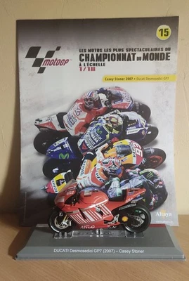 MOTO GP ALTAYA 1/18 DUCATI Desmosedici GP7 Casey STONER N°27 2007 - Photo 1/4