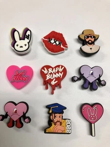 Menge 9 Bad Bunny Crocs Charms - Bild 1 von 5