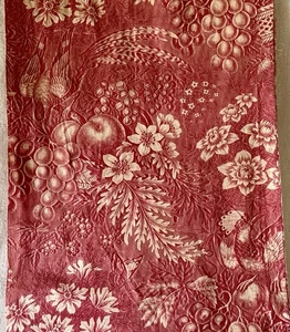 Antigua pieza francesa de tela de algodón Nantes Toile fruta pájaro principios del siglo XIX ~ rojo - Imagen 1 de 9