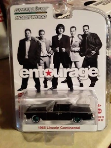 Greenlight 1/64 1965 Lincoln Continental Convertible Entourage! Chase! - Picture 1 of 3