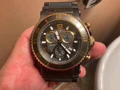 CRONÓGRAFO DE CUARZO SUIZO HECHO A MANO RENATO T-REX HYBRID 50 MM FIBRA DE CARBONO LE#6/150 Foto 1 de 4