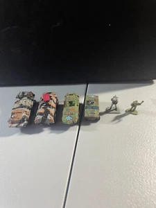 LOTE DE 6 MICRO MÁQUINAS MILITARES TRANSPORTPANZER Y 2 HOMBRES DEL EJÉRCITO - Imagen 1 de 16