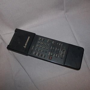 Control remoto vintage Mitsubishi VCR/TV IEC RO3 UM-4 probado limpiado - Imagen 1 de 8