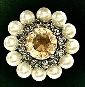 AVON NATALIYA COLLISTER SILVER TONE CHAMPAGNE RHINESTONE PEARL BOLD SZ  6 7 8 - Picture 1 of 8