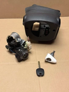 2011-2015 Kia Optima Ignition Switch Cylinder Tumbler W/ Key & Shroud OEM - Picture 1 of 10