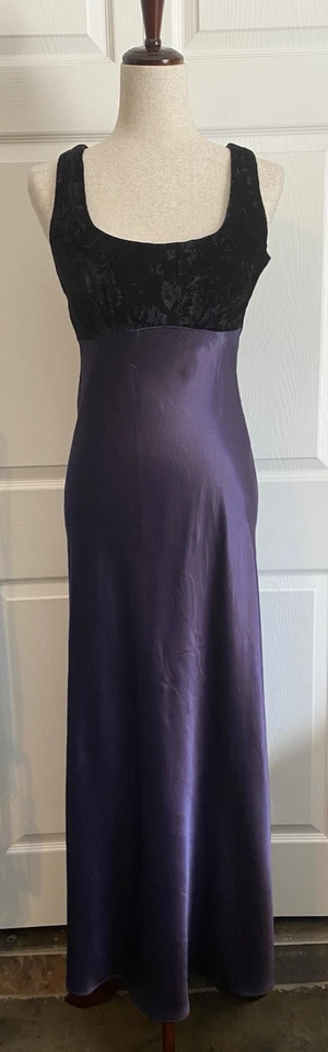 Sexy Vestido Vintage Steppin’ Out Para Mujer Terciopelo Negro Púrpura Años 90’s Y2K Babydoll Foto 1 de 4