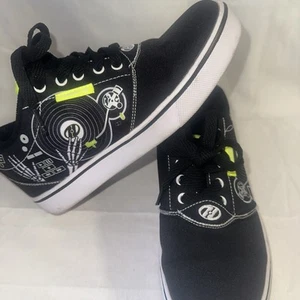 Heelys Walk Skate Shoe Size Youth 6 Unisex Sz 8 Black With Skeleton No Wheels - Picture 1 of 5