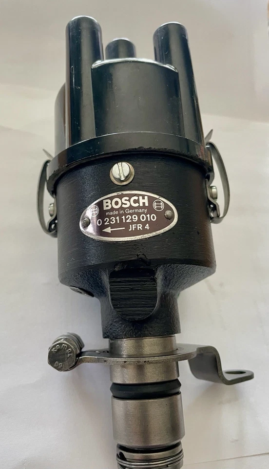 OEM German VW Bosch Distributor  0 231 129 010 Beautiful Specimen - Image 1 of 4