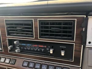 1983 Lincoln Mark VII 82-9 Town Car Register - Air Conditioner Vent Louver