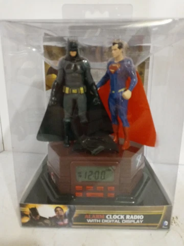 Batman vs Superman Alarm Clock Radio with Digital Display NEW Cover