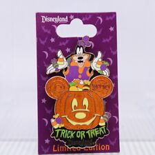 B1 Disney DLR LE Pin Goofy Trick or Treat Halloween Mickey Jack O Lantern
