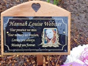 Memorial Plot Tree Marker to Commemorate Cremation Ashes or Grave Burial Ground - Picture 1 of 17