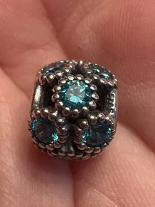 Authentic Pandora Openwork Studded Lights Teal CZ Charm 791296MCZ Retired - Picture 1 of 7