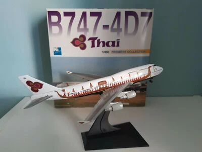 Thai Airways Boeing 747 "Amazing Thailand Dragon Boat color Hariphunchai" HS-TGJ - Immagine 1 di 4