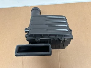 VAG NUEVO caja de filtro de aire original carcasa de filtro de aire 5WA129601A - Imagen 1 de 7