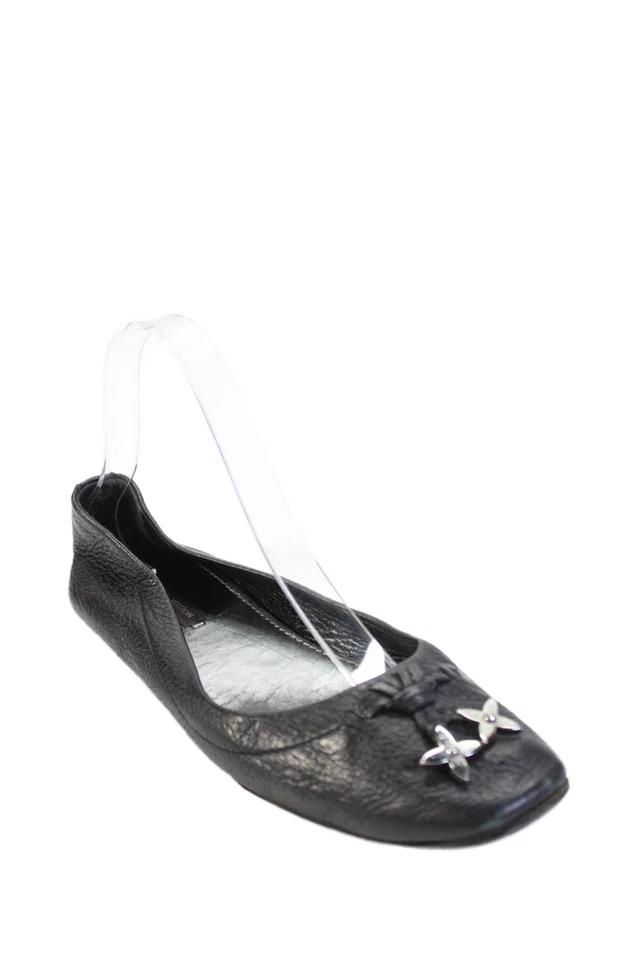 Zapatos planos de ballet de cuero con puntera redonda sin cordones negros talla 38 de Louis Vuitton para mujer Foto 1 de 4