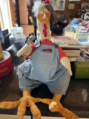 Vintage Xavier Robert’s “The Plucketts” Uncle Skeeter Chicken Rooster Toy 1994 - Image 1 of 4