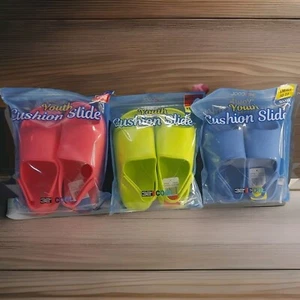 Kids Sliders Cushion New 32 Degrees Youth Cushion Sandals Multiple Sizes Colours - Picture 1 of 4
