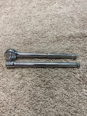 HUSKY 24202 1/2" DRIVE QUICK RELEASE Ratchet With Extension 24222 - Image 1 of 4