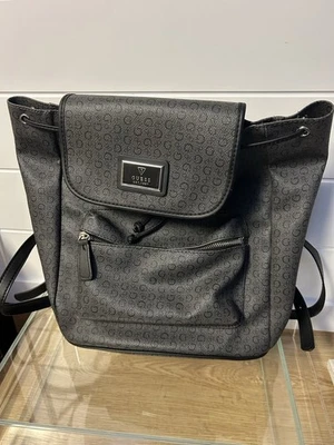 Mochila de cuero vintage Guess USA con cordón negra Foto 1 de 4