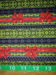 3 Yards! Free Ship! Cotton Xmas Bows Red Green - Picture 1 of 1