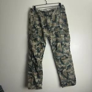 Levis Vintage Camo Cargo Pants Size 34X32 - Picture 1 of 9