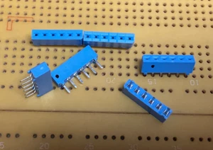 6 Wege 1 Reihe 2,54 mm Rastermaß PCB Buchse Vertikal Mehrere Stück - Bild 1 von 2