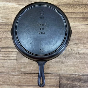 Lodge #8 SK Hergestellt in den USA 10" Pfanne Vintage 3 Kerben D1 ~ KOSTENLOSER VERSAND🚚 - Bild 1 von 7
