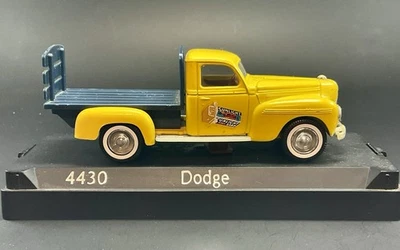 50’ Dodge  Farm Truck “Sunlight” Solido  Age D’or  4430  M1:43 - Bild 1 von 3