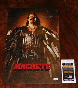 DANNY TREJO "MACHETE" SIGNED 12X18 FILMFOTO JSA COA!!! - Bild 1 von 2