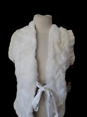 Chaleco Love Token Piel de Conejo Marfil Blanco Atado Frontal Tejido Lana Coqueta Mediano Nuevo Foto 1 de 4