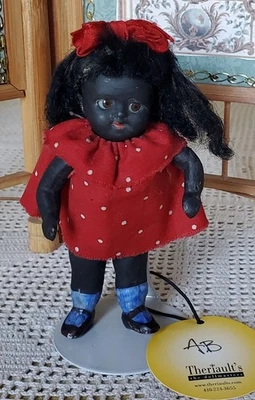 Muñeca Miniatura Negra Afroamericana Antigua Todo Bisque 4 1/2" Foto 1 de 4