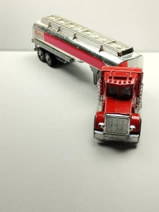 Matchbox 1981 1983 Peterbilt Petrol Tanker Red Vintage Macau 23D - Picture 1 of 16