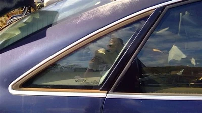 Cuarto de cristal derecho pasajero sedán compatible con 98-04 AUDI A6 183220 Foto 1 de 4