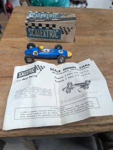 Scalextric TRIANG C72 B.R.M Formula One F1 Slot Car Racing Model Boxed Vintage - Picture 1 of 13