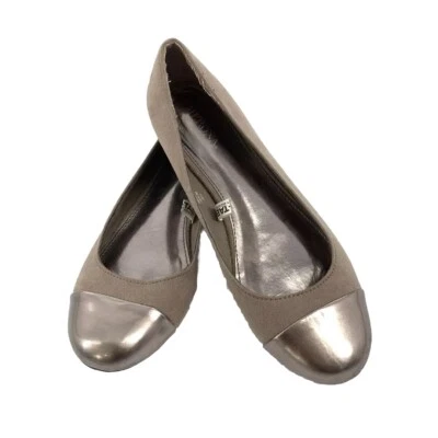 🩰 Zapatos planos de ballet sin cordones con puntera Merona 6,5 para mujer beige metálico dorado cómodos Foto 1 de 4