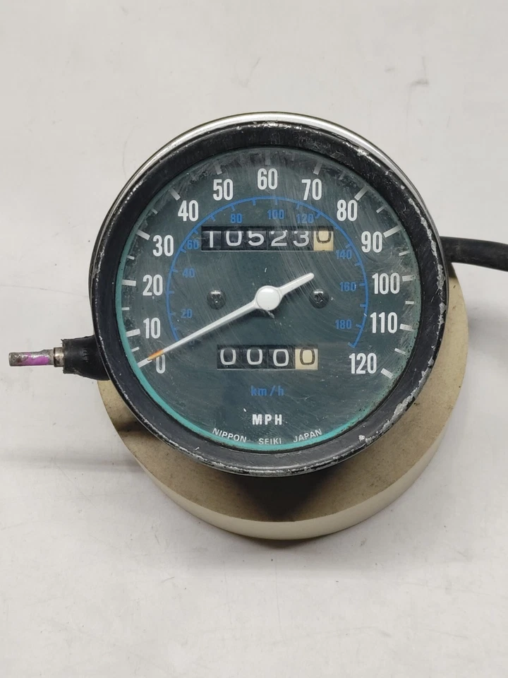 Velocímetro 1979 Kawasaki KZ400 25005-1040 - Imagem 1 de 4